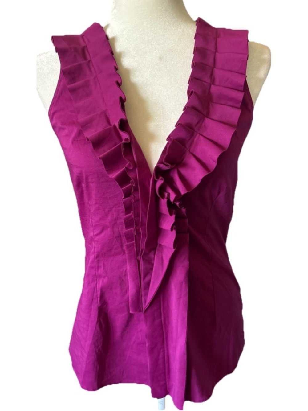 New York & CoMagenta Pink Ruffle Halter Top Sleeveless Blouse Size 2 Stretch